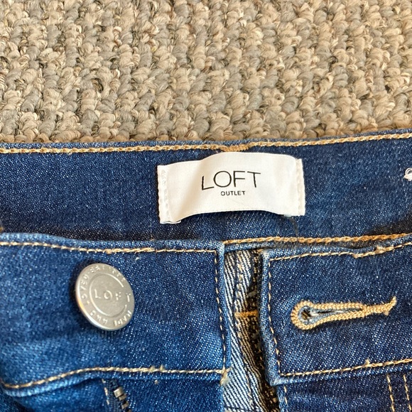 Straight high rise dark wash  Denim Jeans LOFT - Picture 3 of 5